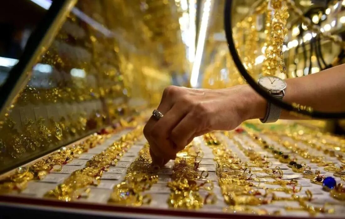 طلا بالاخره ریخت/ قیمت جدید طلای جهانی امروز ۱۳ خرداد ۱۴۰۴