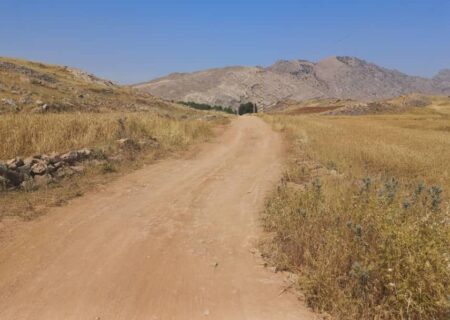 ترمیم و بهسازی جاده‌های بین مزارع اندیمشک آغاز شد
