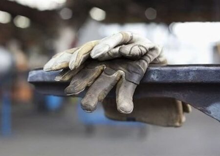 انتقادتند وزیر صمت ازقطع کامل برق صنایع بزرگ در ۱۵ روز آینده