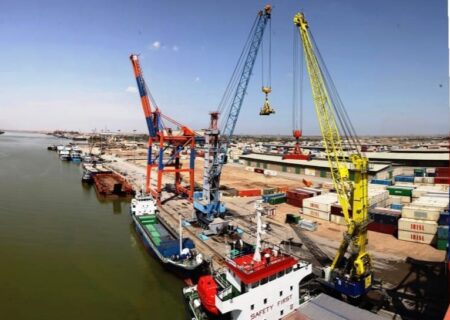 تعیین تکلیف کالاهای رسوبی در بندر خرمشهر تا پایان نیمه نخست سال