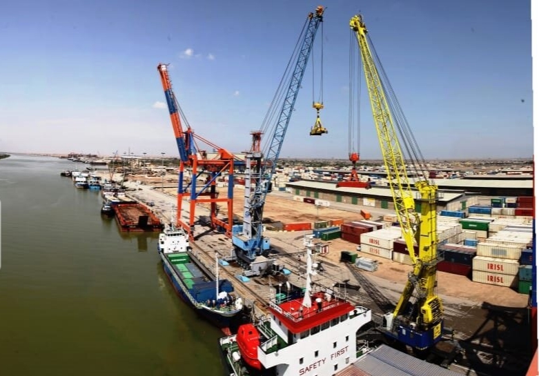 تعیین تکلیف کالاهای رسوبی در بندر خرمشهر تا پایان نیمه نخست سال