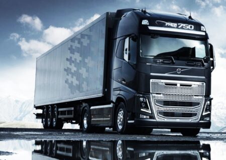 تعدادی از کامیون های رانندگان ایرانی در ترکیه مصادره شد / وزارت صمت تکلیف سرمایه های مردم را روشن کند