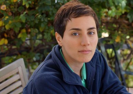 مریم میرزاخانی» در کتاب‌های خارجی قهرمان است، در صداوسیمای ایران غایب!