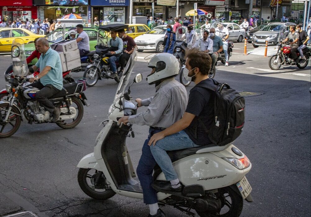 کلاه ایمنی مرگ ناشی از تصادف با موتورسیکلت را ۷۳ درصد کاهش میدهد