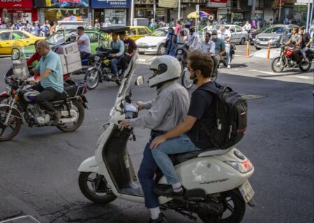 کلاه ایمنی مرگ ناشی از تصادف با موتورسیکلت را ۷۳ درصد کاهش می‌دهد