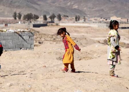 افزایش حاشیه نشینی خطرناک در اطراف زاهدان / محله شیرآباد نه آب شرب دارد نه فاضلاب / خانه ها در خطر ریزش هستند