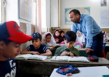 نقل‌ و انتقال معلمان تهران برای سال تحصیلی ۱۴۰۵-۱۴۰۴ آغاز شد
