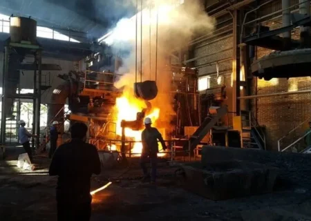 سرگردانی موقت ۱۵۰ کارگر فولاد پارس هفت تپه به دلیل توقف فعالیت