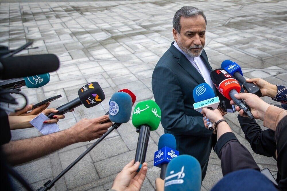 عراقچی: برای دفاع از ایران تنها به خود و نیروهای مسلح‌مان اعتماد داریم