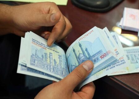 نصف درآمد دامدار را دلالان به جیب می‌زنند/ عامل گرانی لبنیات مشخص شد