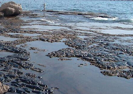 آلودگی‌های نفتی برای برخی مدیران صنعت نفت خوزستان عادی شده است