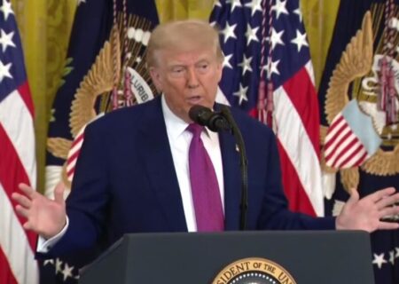 ترامپ: به توافق با ایران نسبتا نزدیک هستیم/حمله اسرائیل به ایران ممکن است رخ دهد