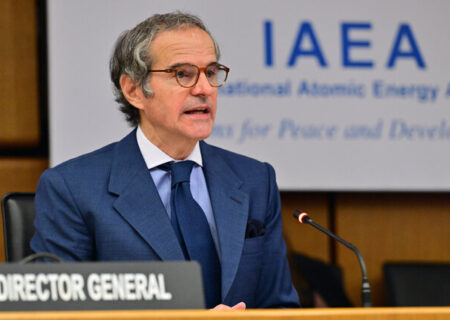 گروسی: همکاری ایران با آژانس یک الزام است