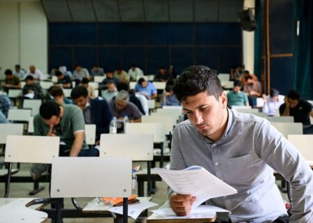 انتقاد داوطلبان آزمون استخدامی آموزش و پرورش به روند جذب معلمان در سال ۱۴۰۴