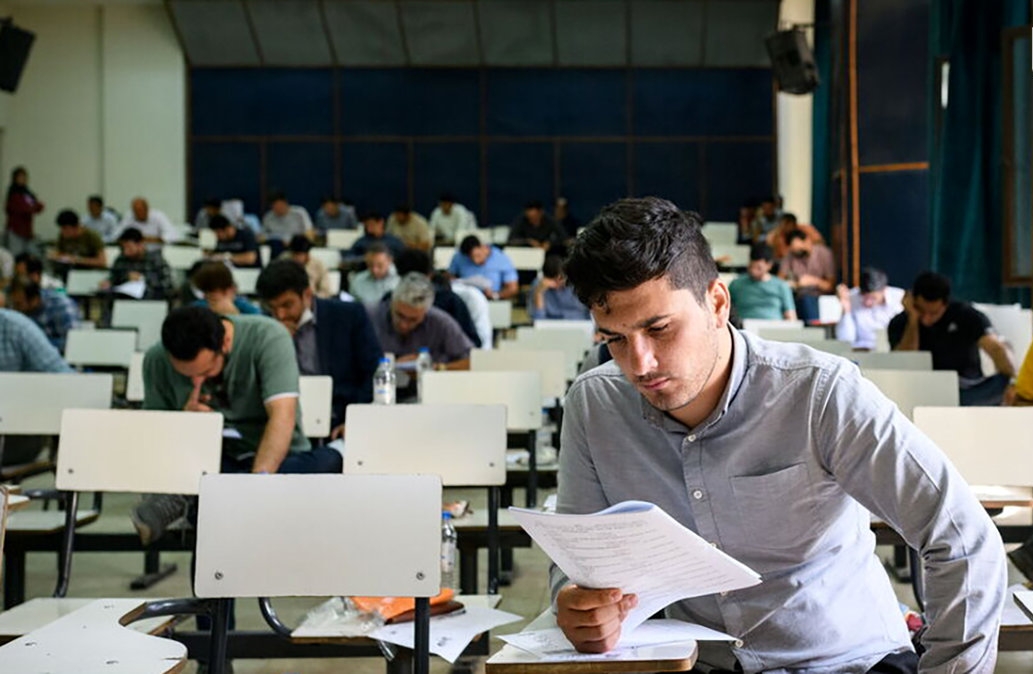 انتقاد داوطلبان آزمون استخدامی آموزش و پرورش به روند جذب معلمان در سال ۱۴۰۴