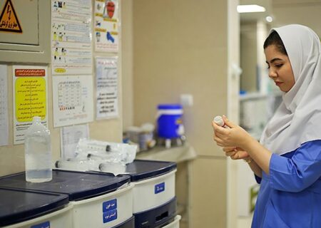 تبعیض در نظام پرداخت سلامت؛ پرستاران در حاشیه / درخواست اصلاح فوری ساختار پرداخت در وزارت بهداشت