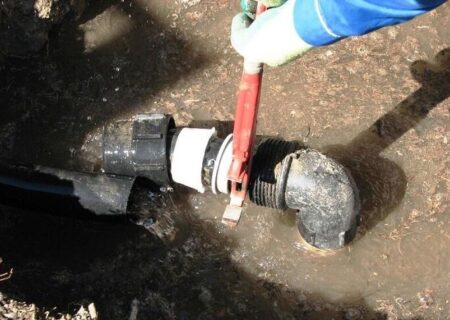 جمع‌آوری ۳۸۷ فقره انشعاب غیرمجاز آب در مناطق مختلف شادگان