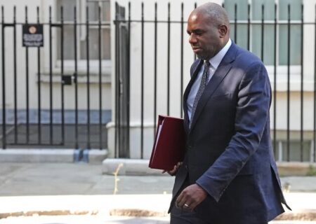 لندن، ایران را به بازگرداندن تحریم‌ها تهدید کرد