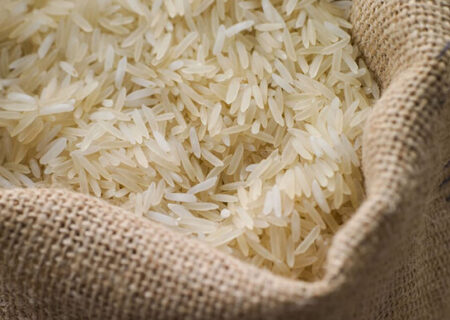 کشف یک انبار احتکار برنج در اهواز