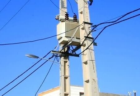 کشف و جمع‌آوری ۴۲۸۰ انشعاب غیرمجاز برق در خوزستان/ برخورد جدی با متخلفان ادامه دارد