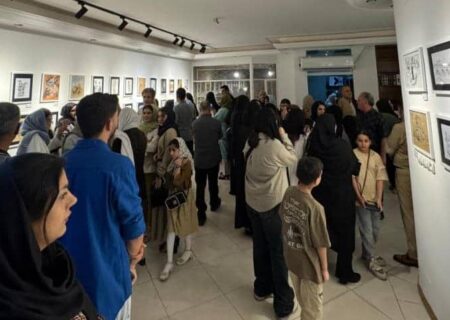 گزارش تصویری کارمیهن از اختتامیه نمایشگاه طراحی و نقاشی “مرز پرگهر” در اهواز