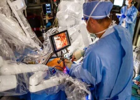 تعویض دریچه قلب بدون باز کردن قفسه سینه برای اولین بار در جهان