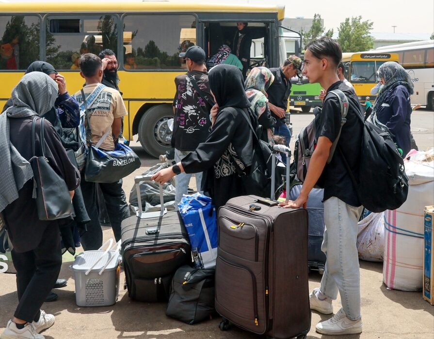 اشتغال و بکارگیری اتباع غیرمجاز در بازار کار استان تهران ممنوع است