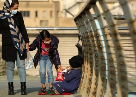 کودکانی در آتش؛ نهادها در باد مصوبه‌ها می‌خوابند / آمار کودکان کار در وضعیت اضطرار، نیمی ازتحصیل جا مانده‌اند