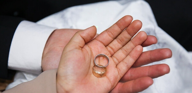 ثبت‌نام وام ازدواج فرزندان بازنشستگان کشوری با عقدنامه‌های ۱۴۰۲ تا ۱۴۰۴ قابل انجام است