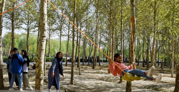 رفع تصرف پارک بهزادشهر اهواز/ تقویت حراست از پارکها و فضاهای عمومی