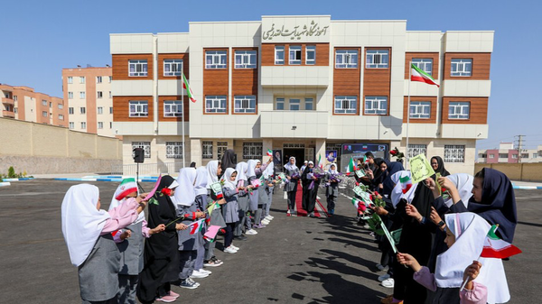 واکنش وزیر آموزش و پرورش به شایعه آغاز مجازی سال تحصیلی جدید