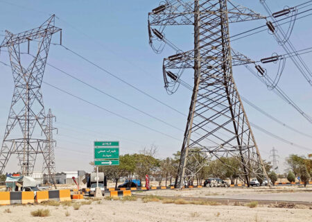 برق رفت، کارگرها هم رفتند/ شهرکهای صنعتی خاموشند