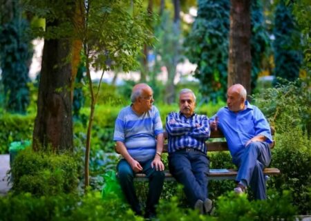 پرداخت مرحله دوم متناسب‌سازی سال ۱۴۰۰ معلمان بازنشسته همزمان با حقوق مردادماه