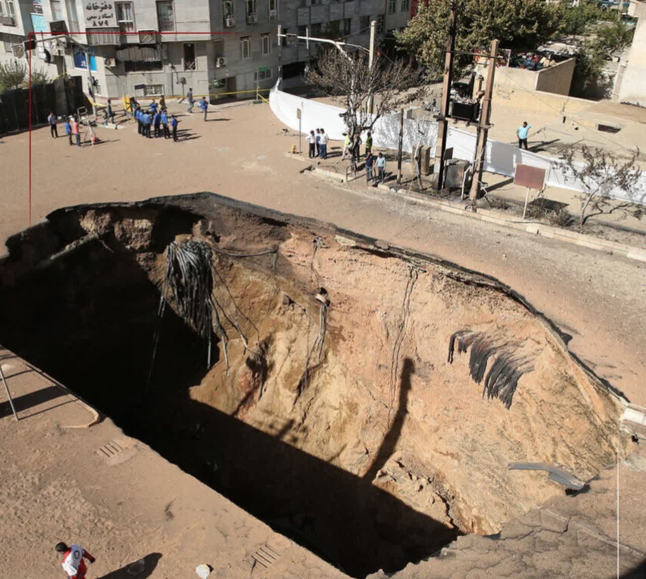 ایران سومین کشور دنیا از نظر فرونشست/حجم باورنکردنی آب زیرزمینی از دست رفته ایران