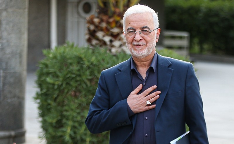 وزیر کشور: هنوز ۲ میلیون اتباع غیرمجاز در ایران سکونت دارند/ ظرفیت پذیرش نیست