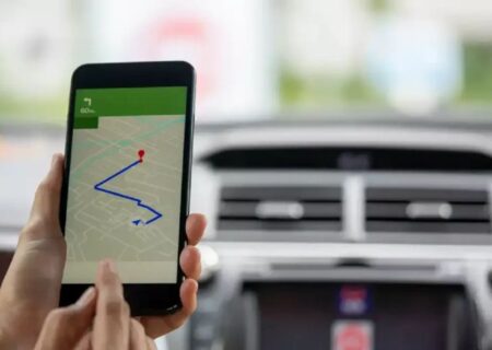 اختلال جی پی اس ها به دلیل حضور احتمالی پهپادها است / وزیر ارتباطات خبر داد