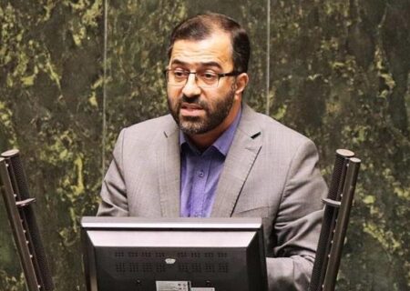 سازمان اداری و استخدامی کشور برنامه‌ای برای تبدیل وضعیت کارکنان تهیه می‌کند