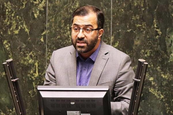 سازمان اداری و استخدامی کشور برنامه‌ای برای تبدیل وضعیت کارکنان تهیه می‌کند