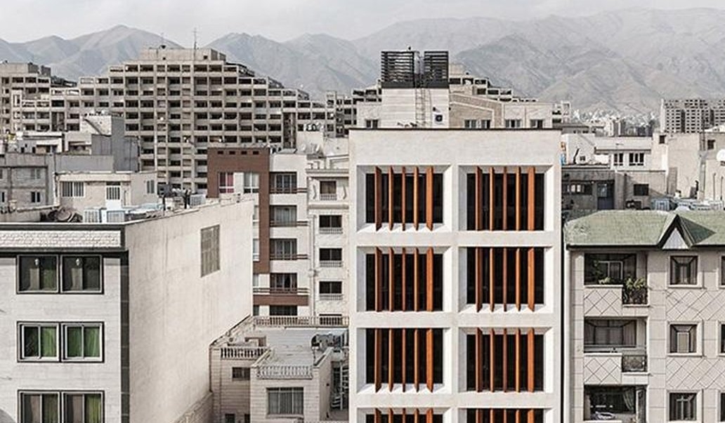 خانواده های شهری به «بردگان اجاره» تبدیل شدهاند/ 50 درصد جمع «حقوق مشترک یک زوج شاغل» برای اجاره در طبقه متوسط می رود