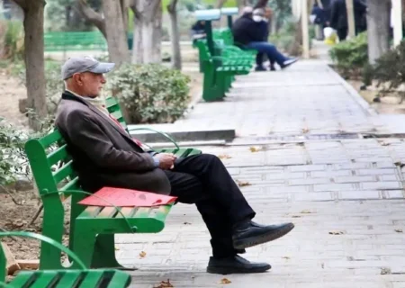 پرداخت حقوق بازنشستگان دو مرحله‌ای شد