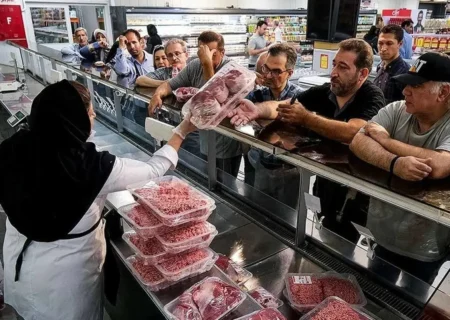افزایش قیمت گوشت منجمد هم‌زمان با واردات انبوه/ در بازار چه خبر است؟
