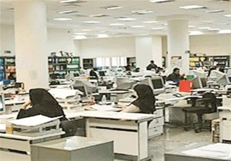 خبر مهم برای کارمندان دولت/ یک جراحی بزرگ بزرگ در راه است؟ + توضیح رییس سازمان اداری و استخدامی درباره تعدیل یا تغییر حقوق کارمندان