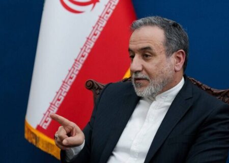 واکنش عراقچی به اظهارات ترامپ در کنست و شرم‌الشیخ