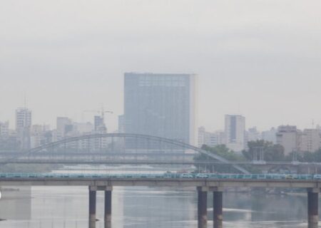 آلودگی هوا در ۱۲ شهر خوزستان/ ۶ شهر در وضعیت «قرمز»