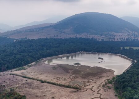 ایران در آستانه خشکسالی فراگیر/دولت چگونه با تغییر اقلیم مقابله می‌کند