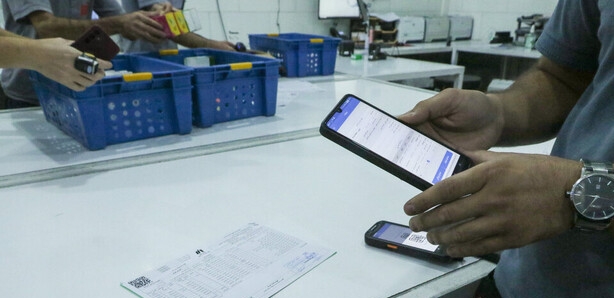 پلتفرم‌های تاکسی‌های اینترنتی حق تجویز و فروش مسقیم دارو را ندارند