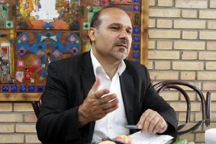 مسیر سخت تعیین دستمزد ۱۴۰۵ / حاجاسماعیلی: خط فقر نسبی کشوری ۵۵ میلیون است/ پنهانکاری در تعیین رقم واقعی خط فقر آسیبزاست