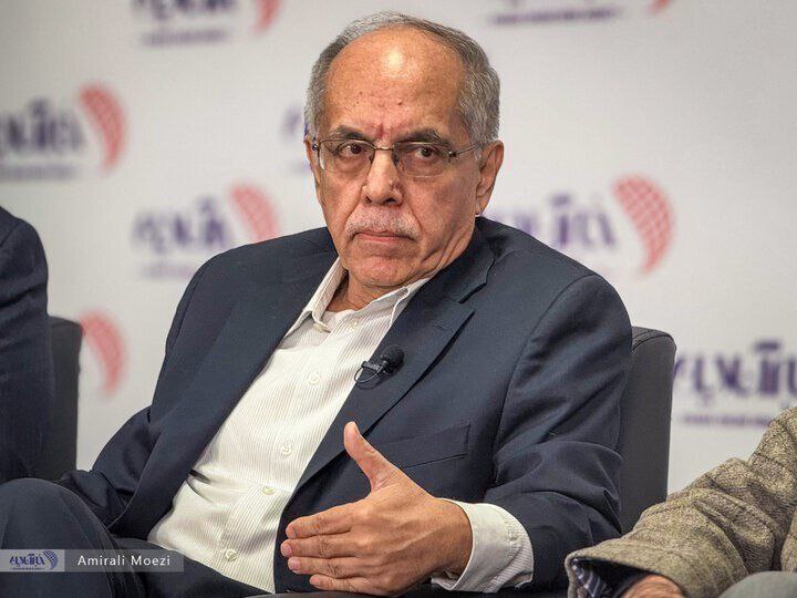 آیا دستگاه دیپلماسی، برای جلوگیری از جنگ سران نظام را متوجه کرد یا خیر؟/ از زلنسکی بیاموزیم / پزشکیان و عراقچی رویکرد واحدی در سیاست خارجی ندارند