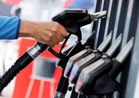 بنزین با ۴ قیمت روی میز دولت/ سهمیه‌های بنزین حفظ می‌شود یا نه؟