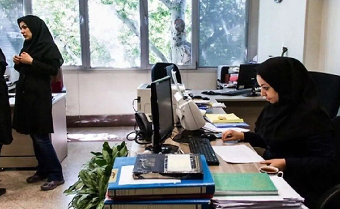 تصمیم جدید دولت درباره حقوق کارمندان/ درصد افزایش حقوق کارمندان در سال ۱۴۰۵ مشخص شد